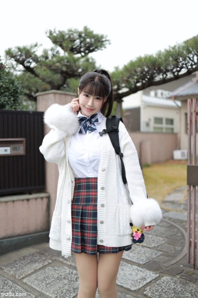 甜美小姐姐朱可儿：下课后来一场尾随的约会-美色吧