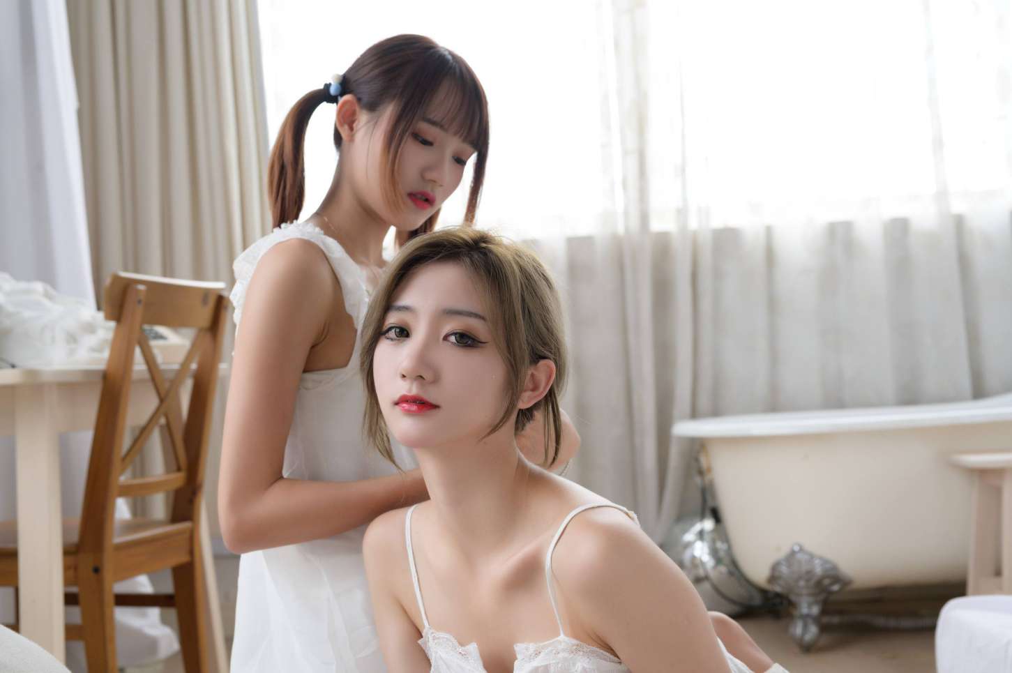图片[4]-【免费】弹尤克里里的双马尾齐刘海女孩【35P】20024-美色吧