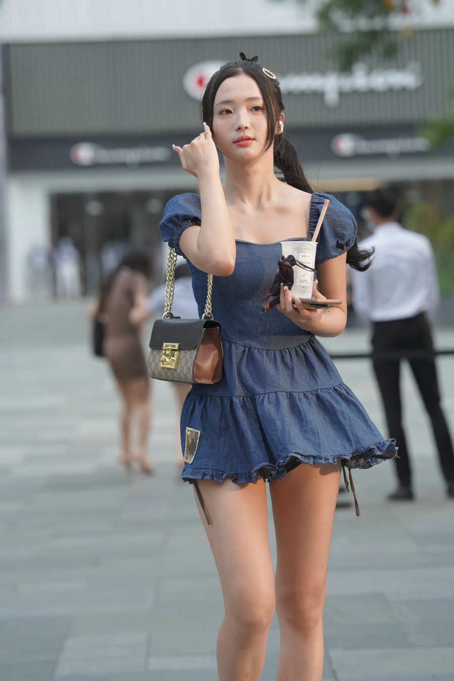 图片[1]-J3654 240P-2.74GB-美色吧