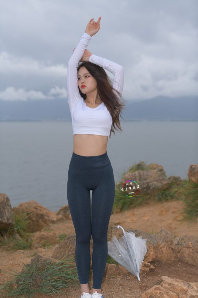 深蓝色瑜伽裤甜美女孩 J1320 514P2V-17.5GB-美色吧