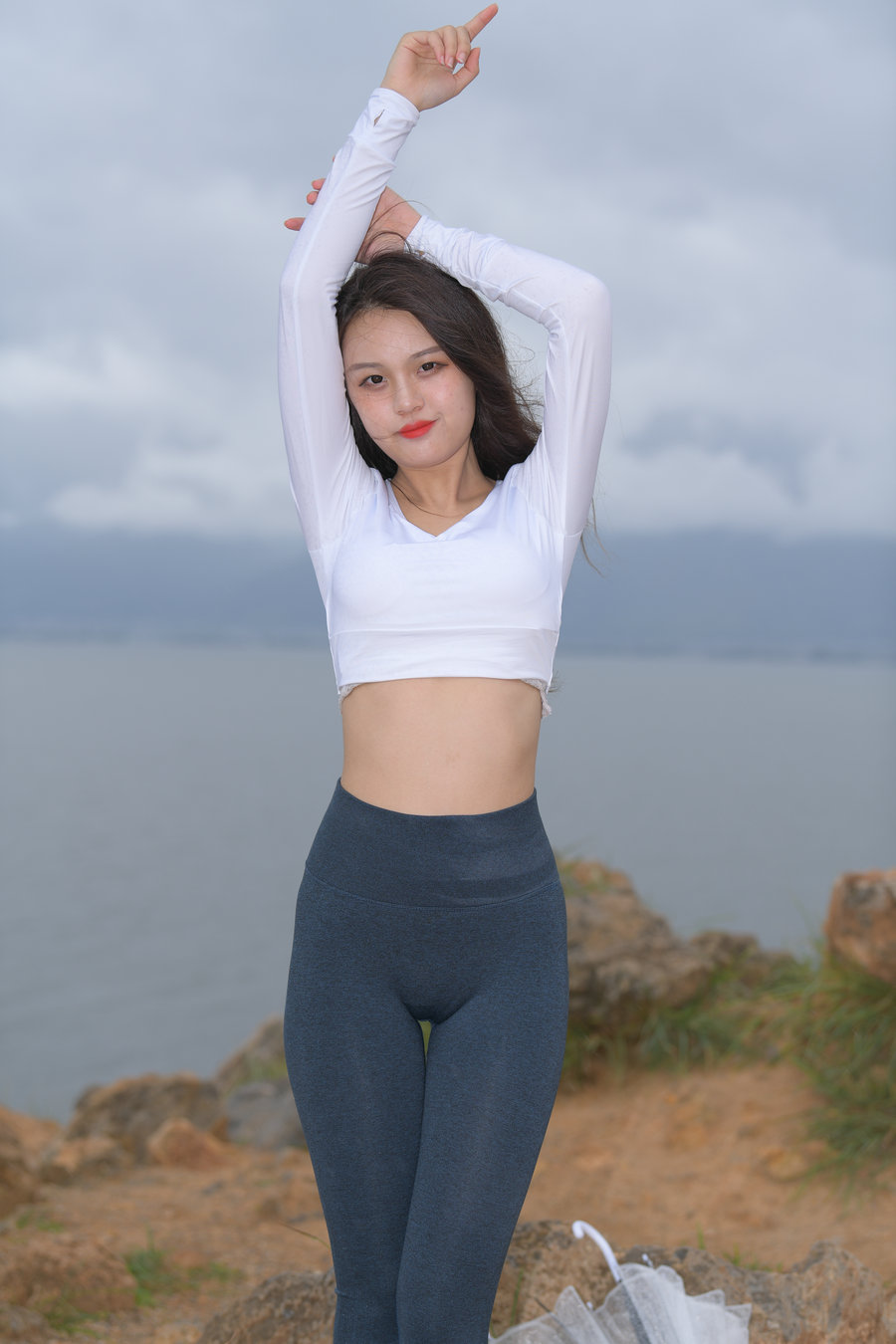 图片[2]-深蓝色瑜伽裤甜美女孩 J1320 514P2V-17.5GB-美色吧