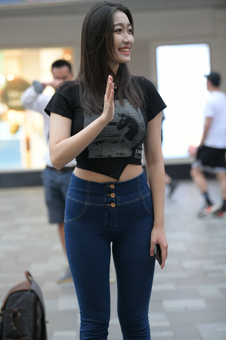 图片[1]-紧身牛仔裤女人J2784 240P-6.66GB-美色吧