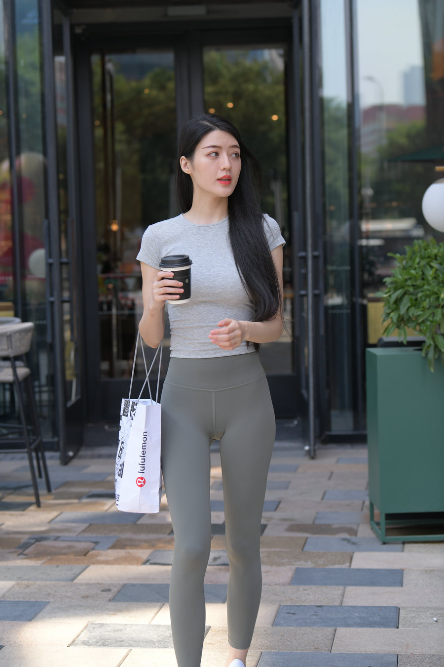 图片[4]-在外面逛街的瑜伽裤女孩J2240 449P1V-16.7GB-美色吧