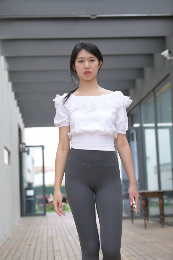 户外瑜伽女孩J3985 709P2V-34.2GB-美色吧