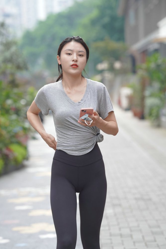 户外运动的瑜伽裤女孩J3008 845P2V-22.9GB-美色吧