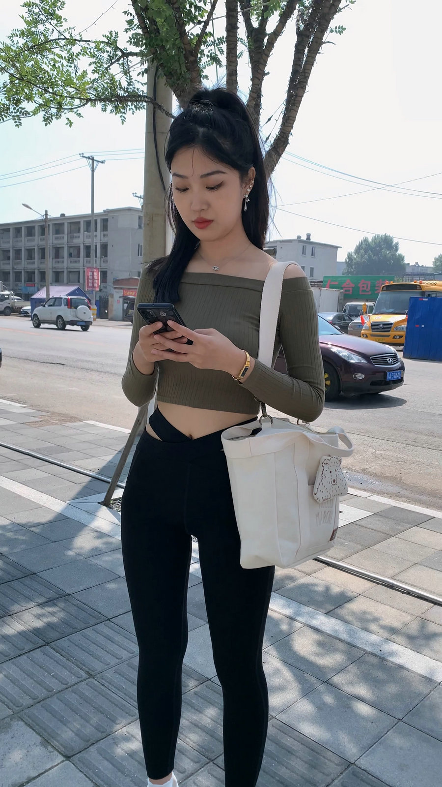 图片[1]-刚刚健身结束的高马尾瑜伽裤女孩J4111 MP4-8.97GB-美色吧