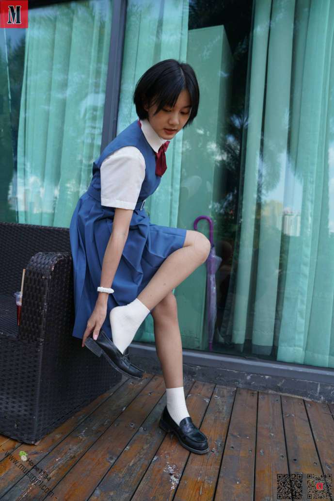 图片[3]-一副学生模样的短发姑娘【112P】20023-美色吧
