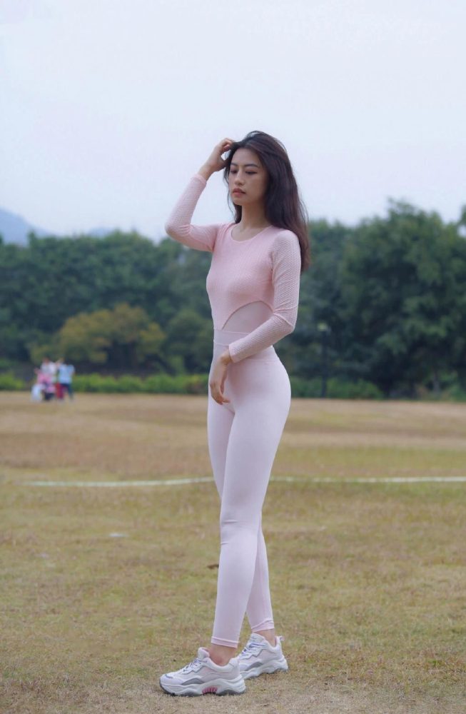 柔情似水的瑜伽裤姑娘 J1429 291P1V-14.6GB-美色吧