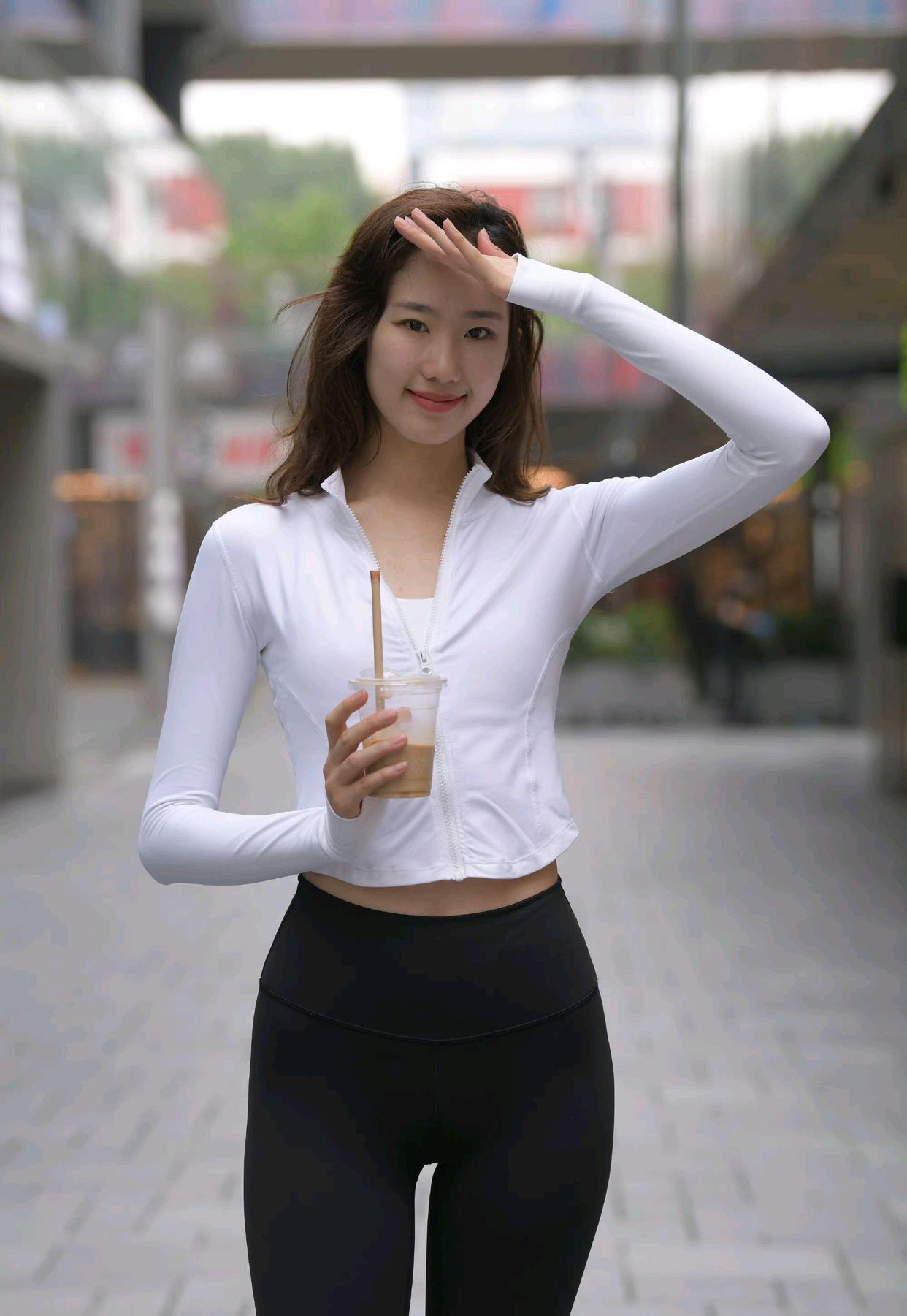 图片[4]-像刘亦菲的黑色瑜伽裤女孩J2237 340P1V-14.8GB-美色吧