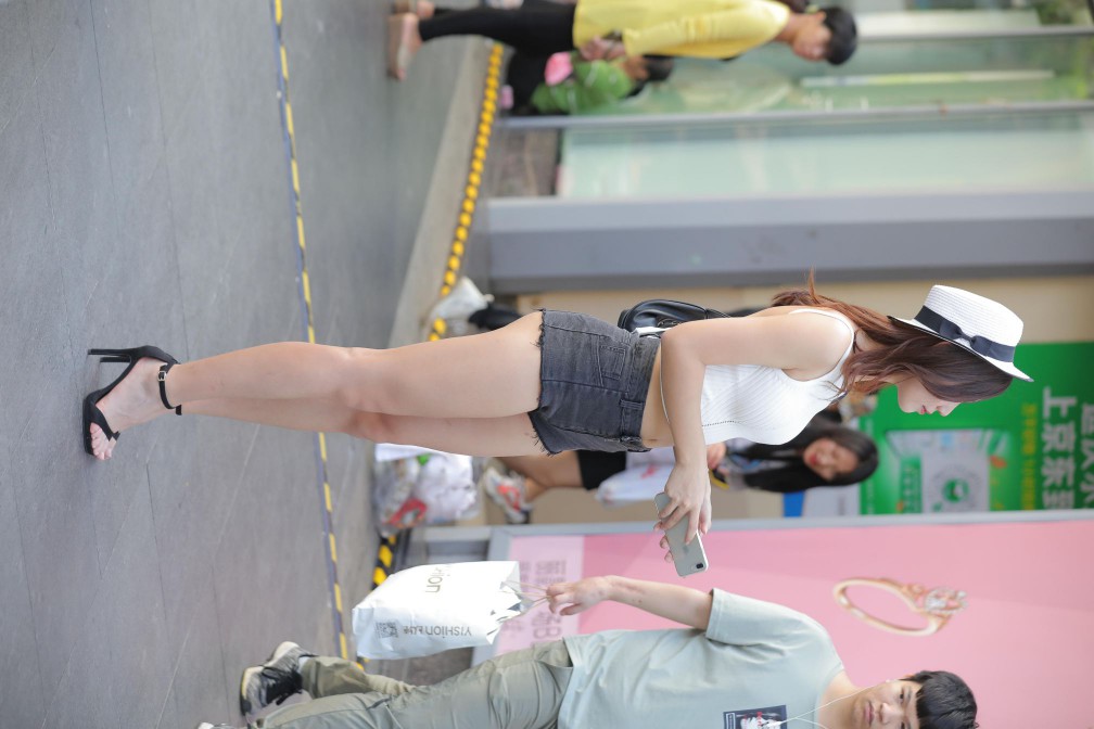 图片[3]-非常时尚阳光的牛仔热裤女孩【808P】00064-美色吧