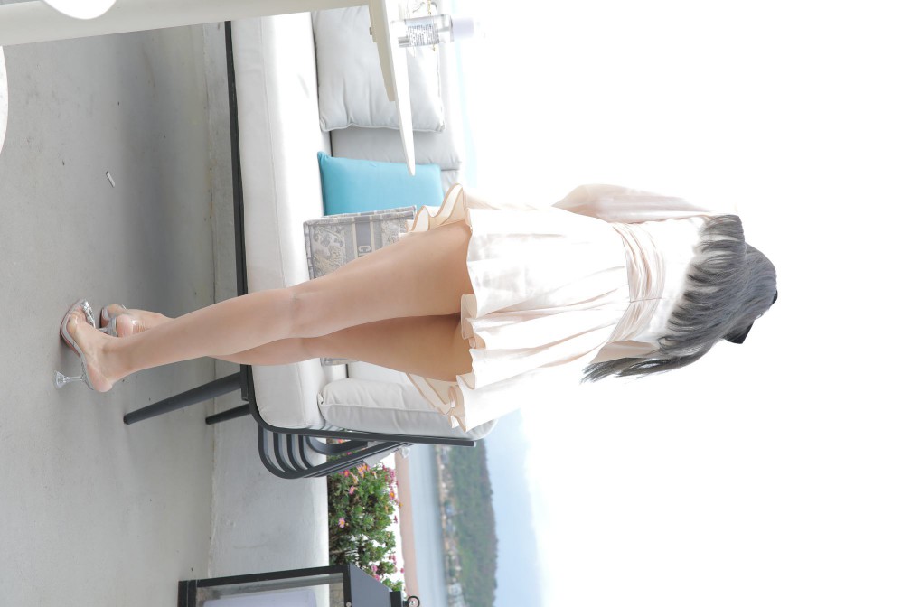 图片[3]-戴黑色蝴蝶结的长发女孩【369P】00027-美色吧