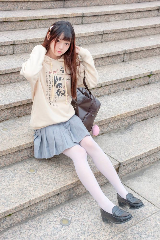 甜美的白丝女孩【131P】20007-美色吧