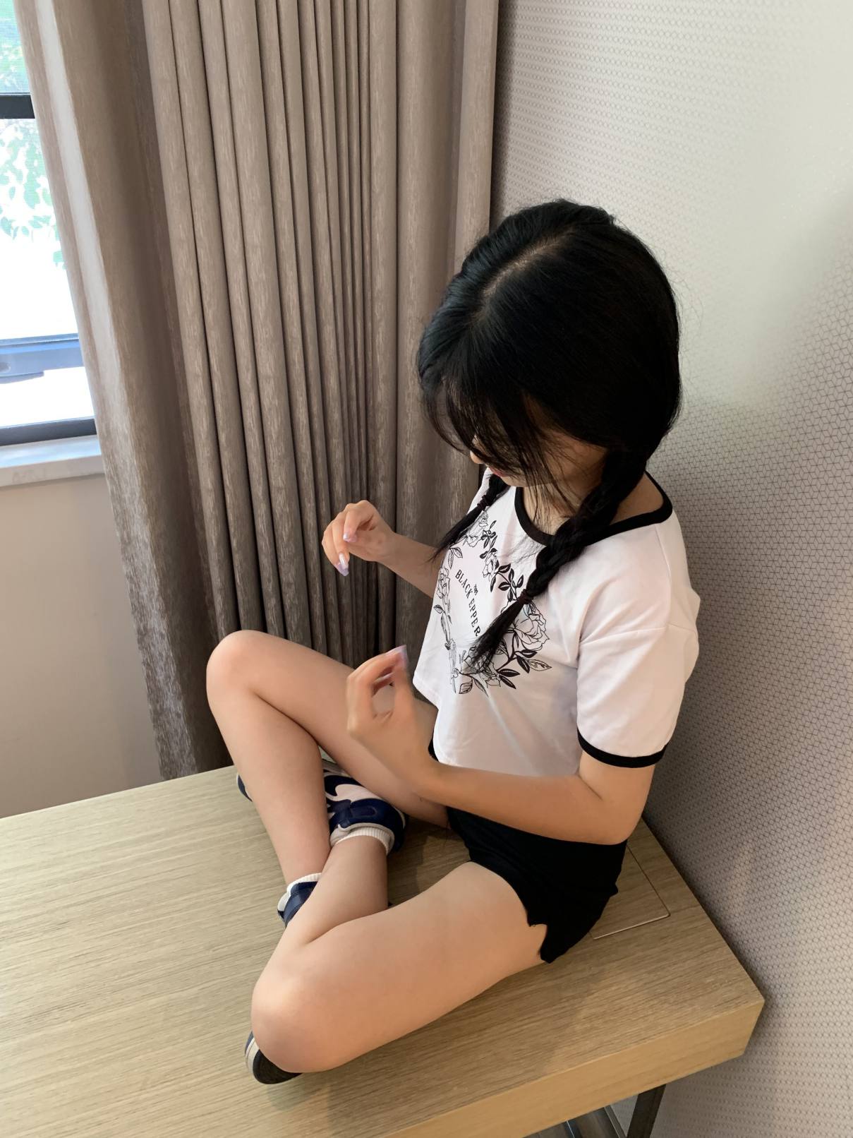 图片[4]-调皮的白袜女孩【149P】20017-美色吧