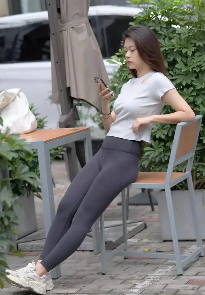 图片[4]-黑色瑜伽裤靓丽女孩J2200 905P1V-30.5GB-美色吧
