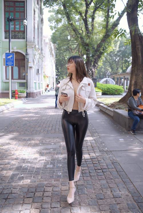 图片[3]-戴眼镜的皮裤女孩 J1473 1046P2V-35.5GB-美色吧